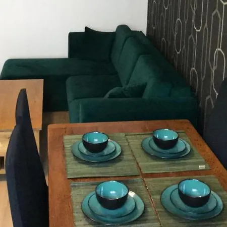 아파트 Maggie Apartament Blisko Plazy 그디니아